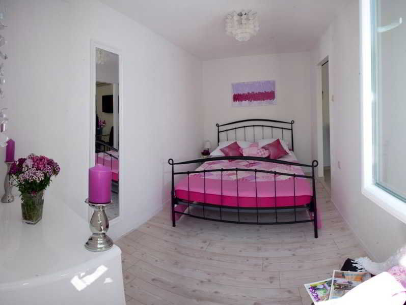 Apartment Alma Split Bagian luar foto