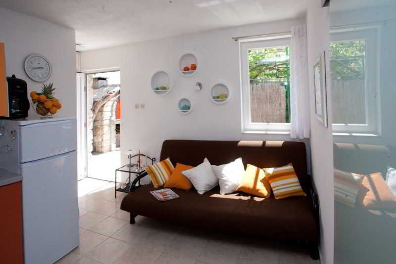 Apartment Alma Split Bagian luar foto