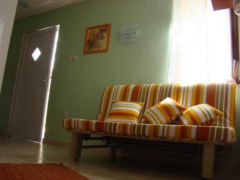 Apartment Alma Split Bagian luar foto