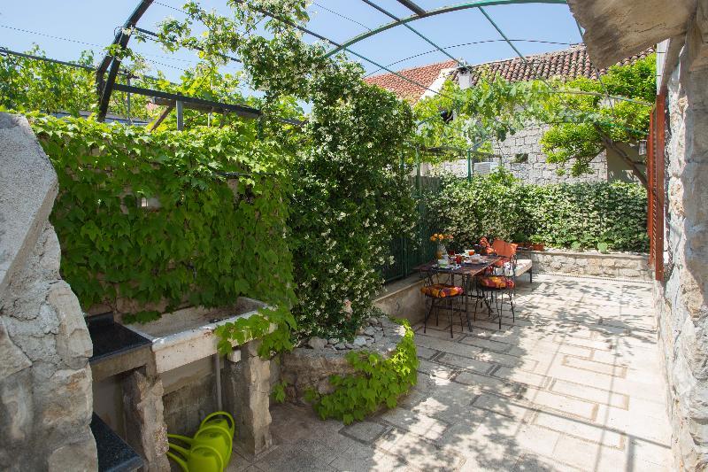 Apartment Alma Split Bagian luar foto