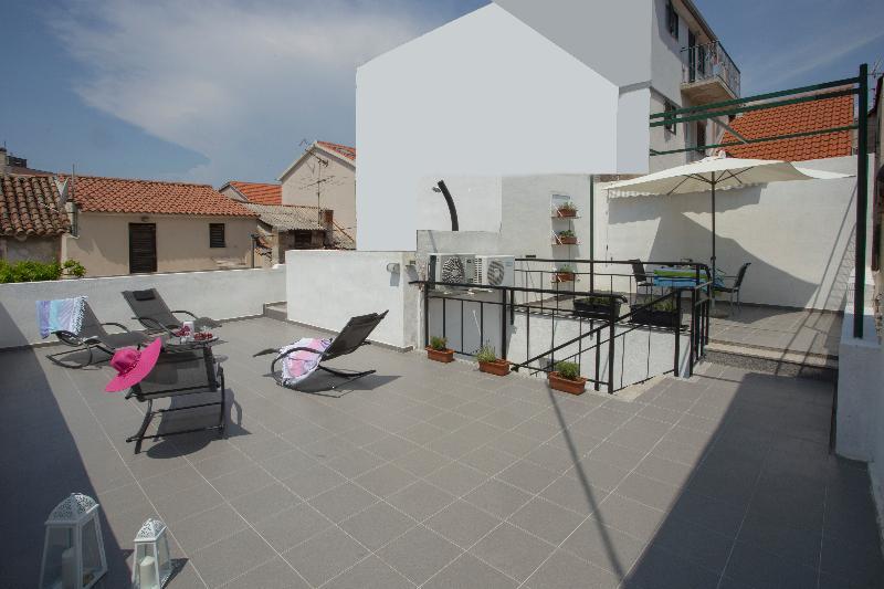Apartment Alma Split Bagian luar foto