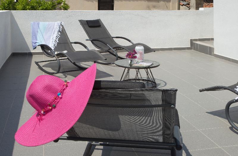 Apartment Alma Split Bagian luar foto